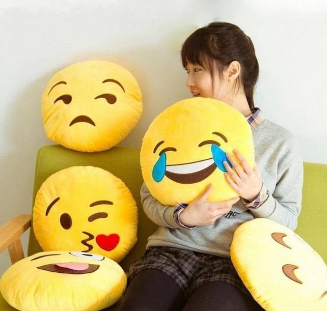 Cute Emoji Pillow (Pack of 2)